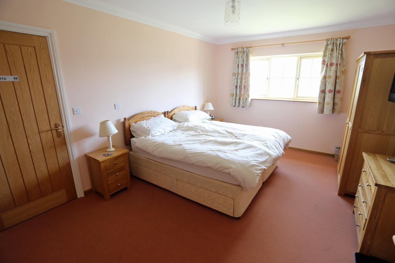 Redlands Farm Bed & Breakfast Stanwick  Dış mekan fotoğraf